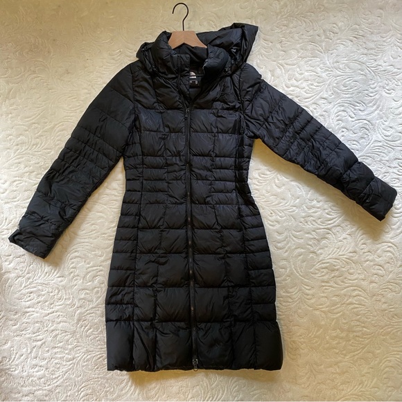 The North Face Women’s Metropolis 2 Slim Fit Parka - Picture 2 of 6